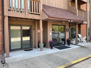 421 Woodside Trl #E-4, Decatur, IL 62521