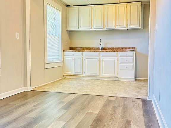 3rd image of 2710 Birchfield Ln