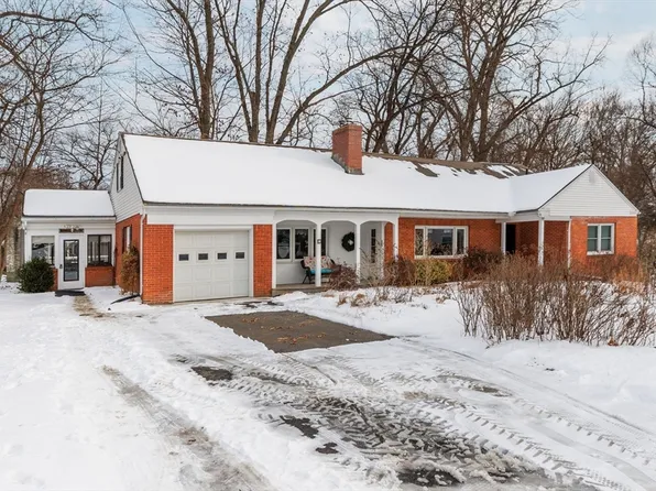 51 Candice Cir, Springfield, MA 01107