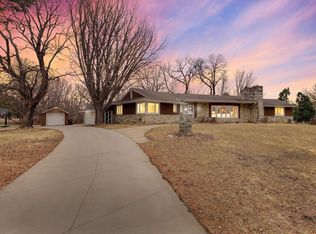 1980 Lower Saint Dennis Rd, Saint Paul, MN 55116