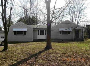 1600 S Nebo Rd, Yorktown, IN 47396