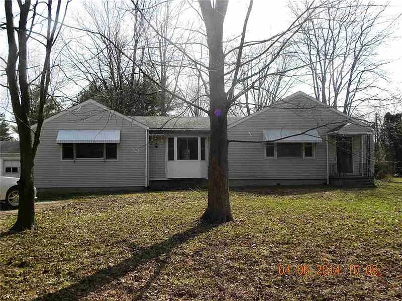 1600 S Nebo Rd photo 1