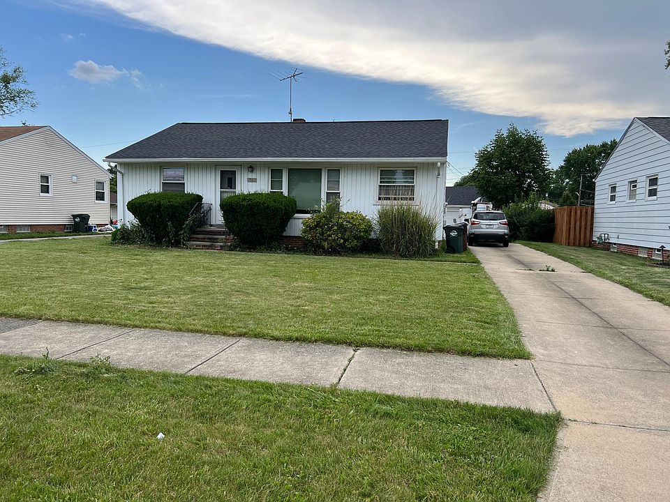 1st image of 7560 Malibu Dr