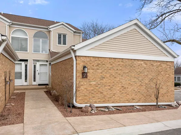 7 Lawrence Ct Unit 7, Appleton, WI 54911