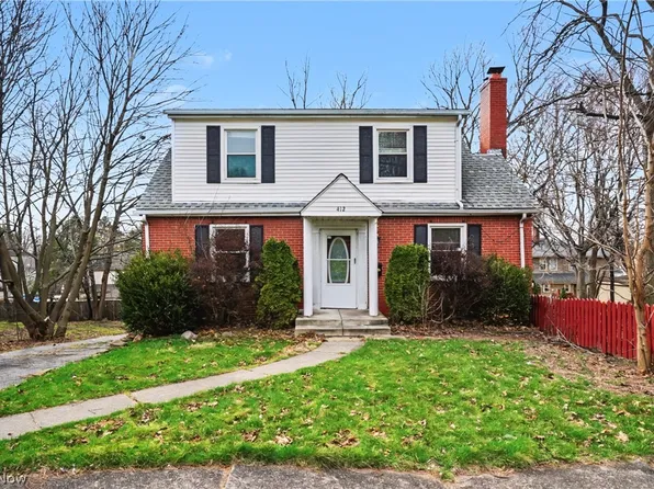 412 Orchard Ave, Niles, OH 44446