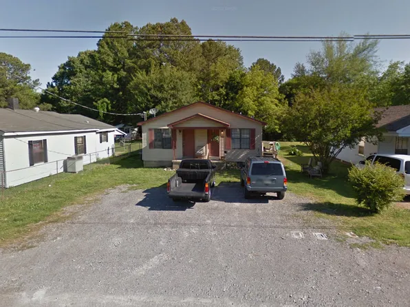 Schaffer St, Dyersburg, TN 38024