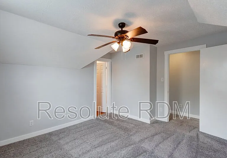 743 Cottage Ave — Photo 31