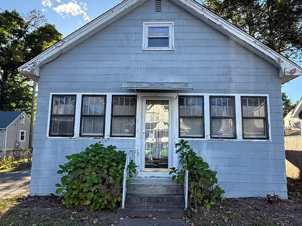 148 Denver St, Springfield, MA 01109