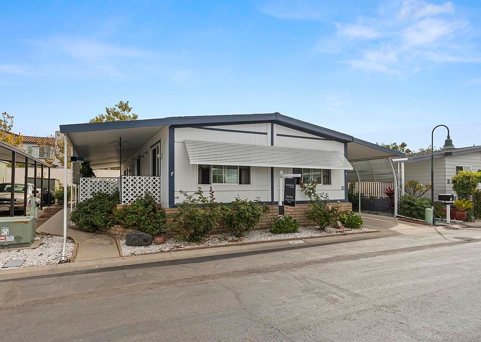 1st image of 276 N El Camino Real Space 22