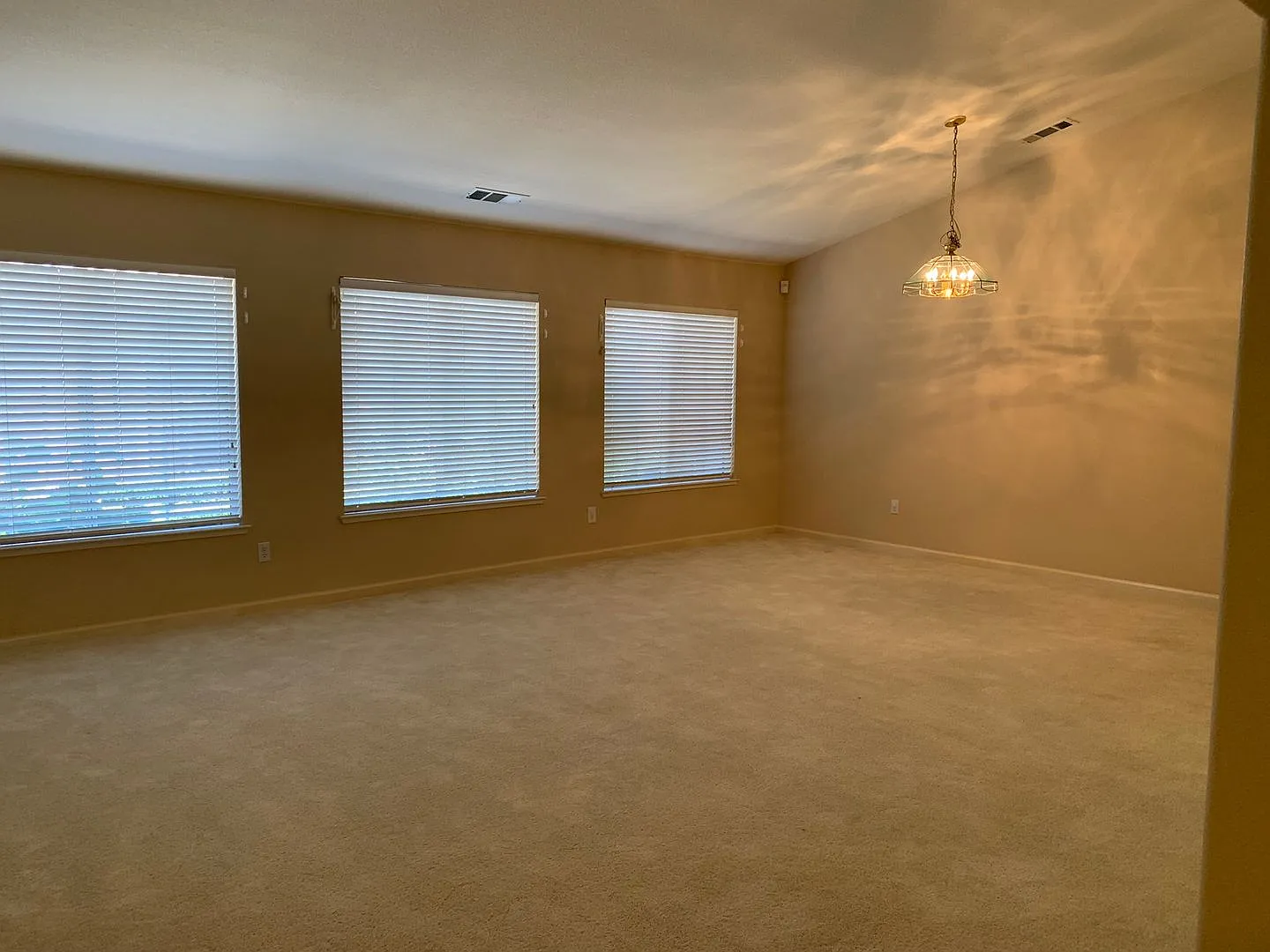 Paradise Valley Home! — Photo 4