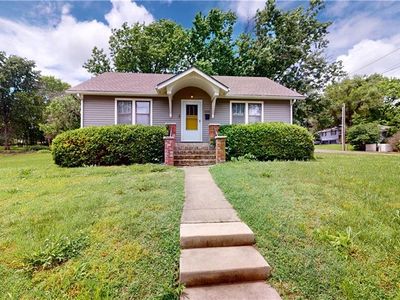 6100 Long Ave, Shawnee, KS, 66216