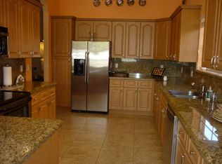 9750 SW 34th St, Miami, FL 33165