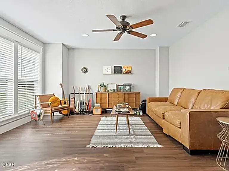3111 Wood Valley Rd — Photo 3