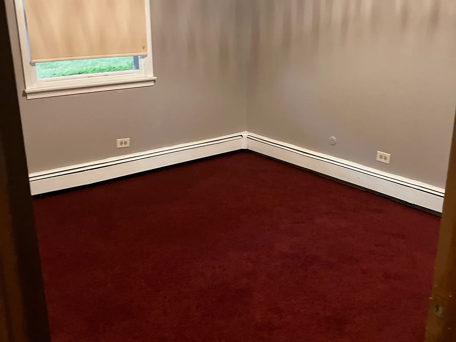 3 bed, 1400 sqft, $2,400 — Photo 3