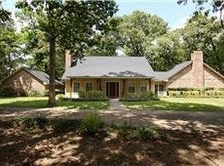 5712 Seclusion Dr, Houston, TX 77049