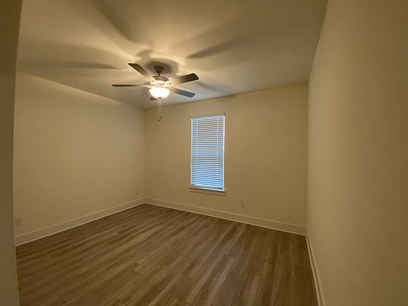 5th image of 904 Sunset Haven Dr