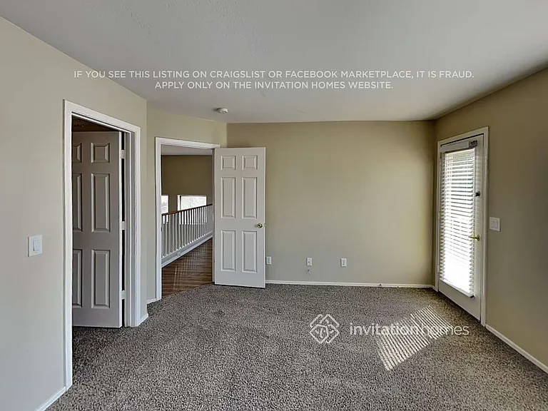 11401 W Windsor Ave — Photo 12