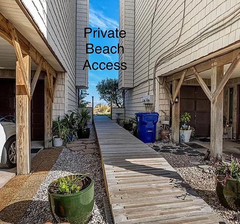 1st image of 918 Ocean View Ave #102