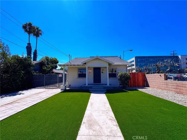 938 W 82nd St, Los Angeles, CA 90044