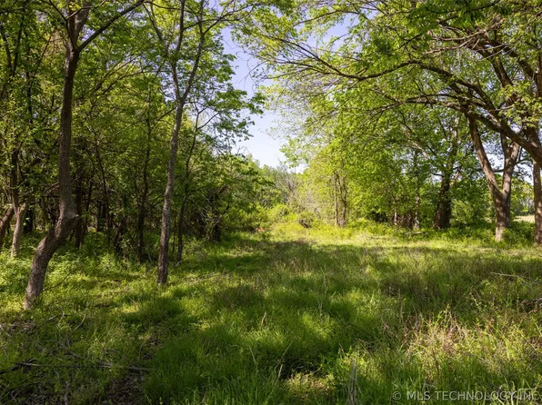 26 SE Lenapah St, Skiatook, OK 74070