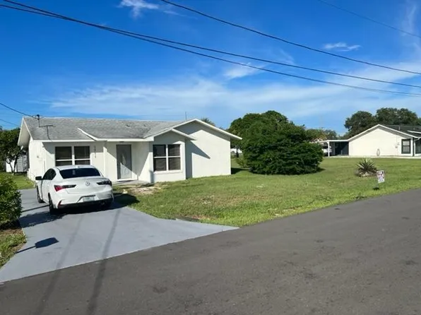 1711 Hawthorne Dr, Sebring, FL 33870