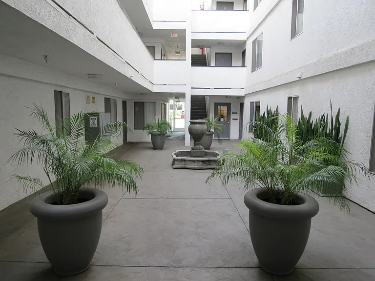 PARK CITY WALK APARTMENTS — Photo 5
