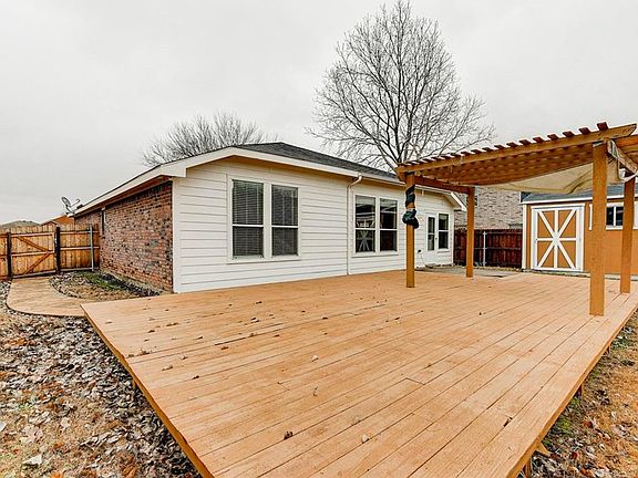 5th image of 13901 Walnut Canyon Ct