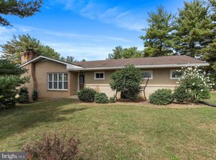 16530 Heather Ridge Rd, Hagerstown, MD 21740