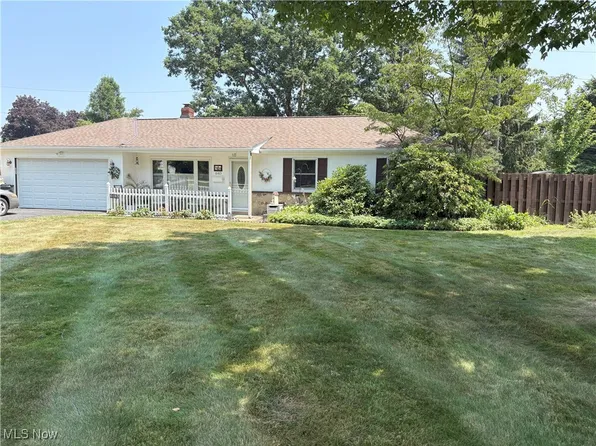 6183 Dawson Blvd, Mentor, OH 44060