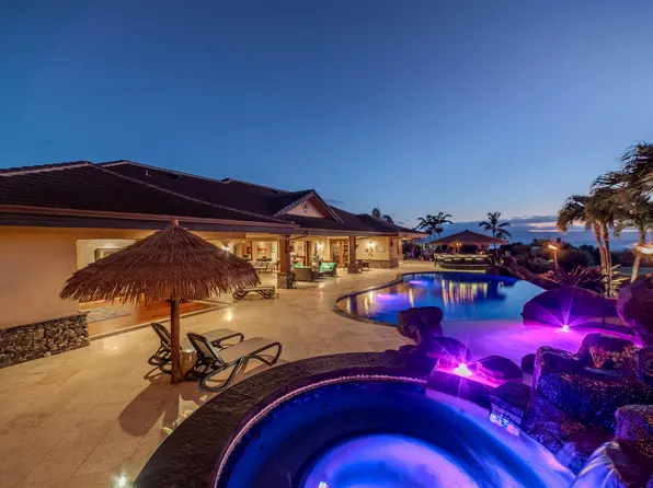 185 Kalaihi Pl, Lahaina, HI 96761