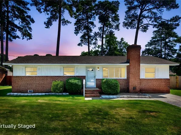 510 Boxwood Ct, Suffolk, VA 23434