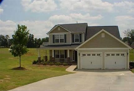2nd image of 105 Nopal Ct