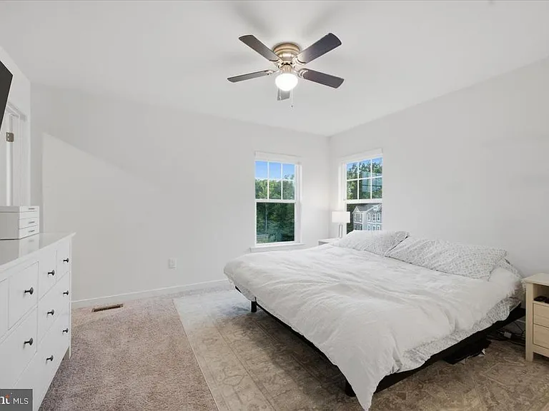 12260 Haydon Pl — Photo 26