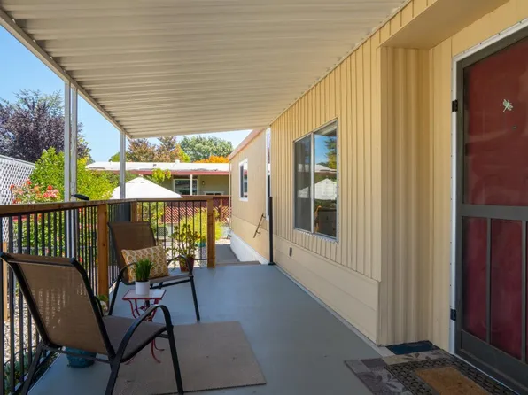 93 Kilarney Lane, Santa Rosa, CA 95403