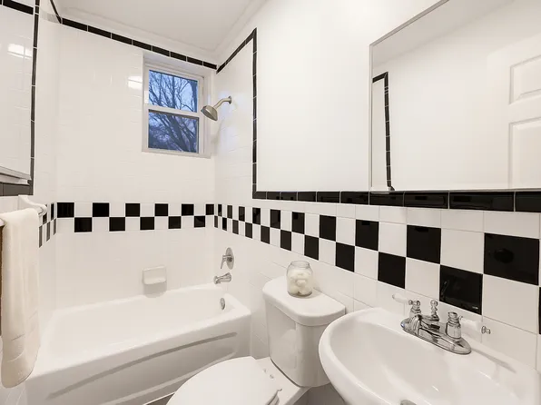 281 Starr Street image 6 of 7