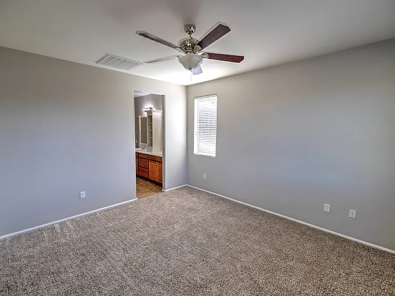 10458 S Cutting Horse Dr — Photo 10