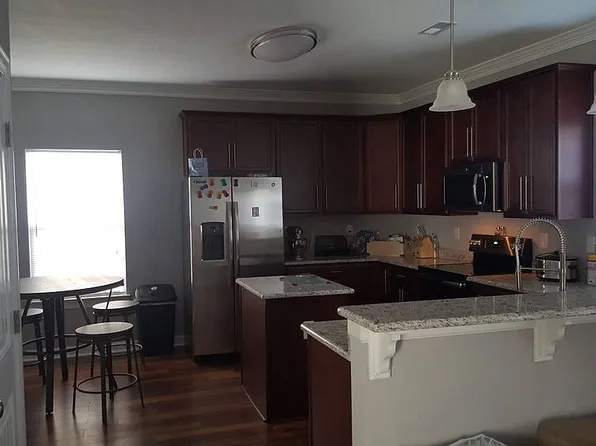 31 Temple St, Portsmouth, VA 23702