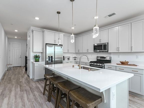 4th image of 4830 Rockrose Dr