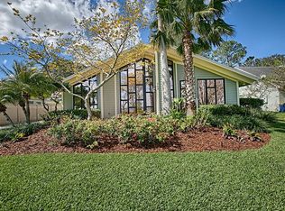 703 N Lakeshore Blvd, Howey In The Hills, FL 34737