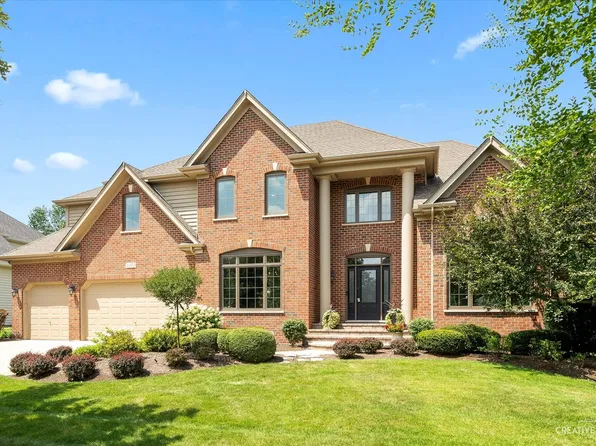 2373 Kane Ln, Batavia, IL 60510