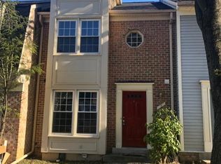 5 Hawk Run Ct, Montgomery Village, MD 20886