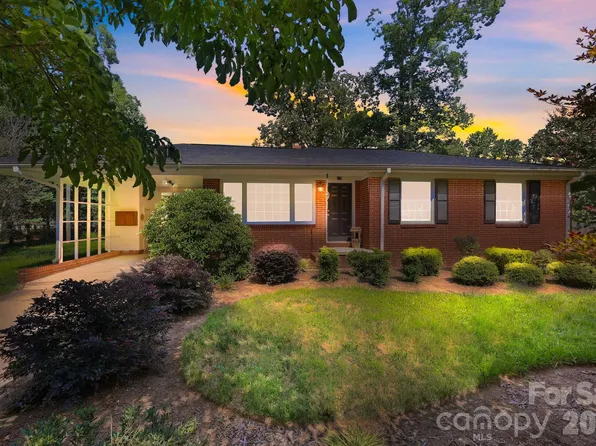 135 Cantiberry Dr, Salisbury, NC 28146