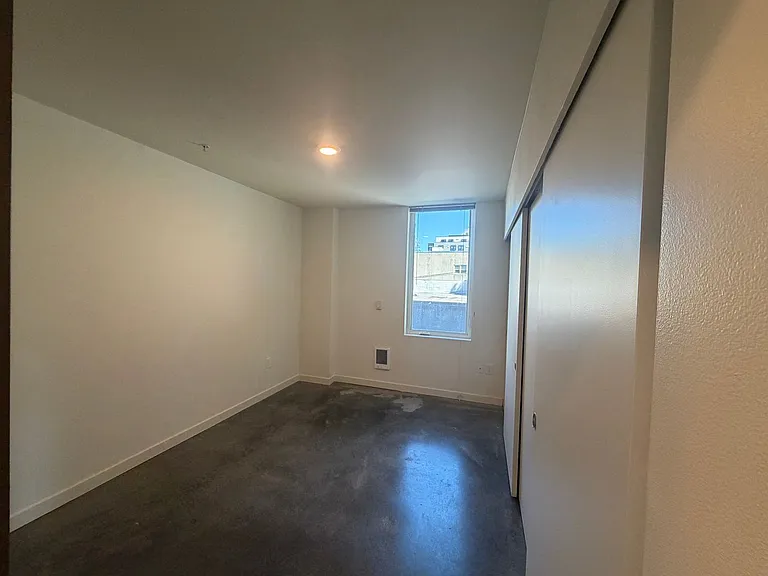 Wally Apartments in Wallingford — Photo 25