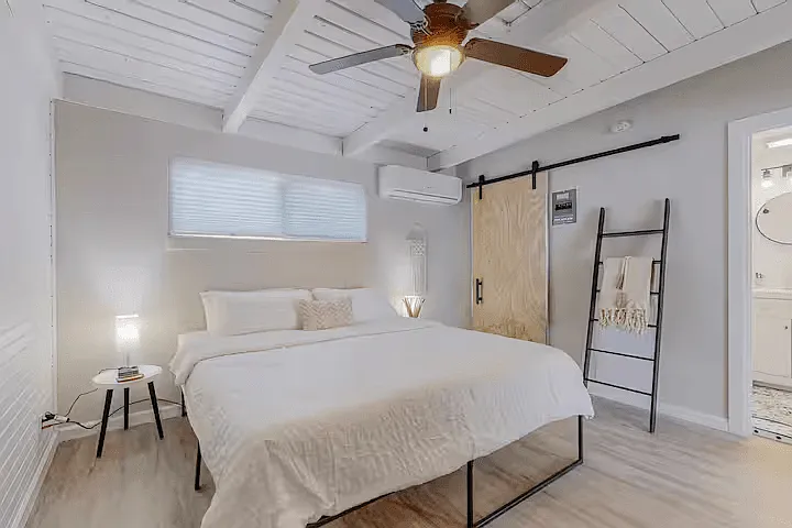 1 bed, 550 sqft, $1,950 — Photo 3