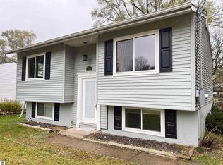 810 N Cooley St, Mount Pleasant, MI