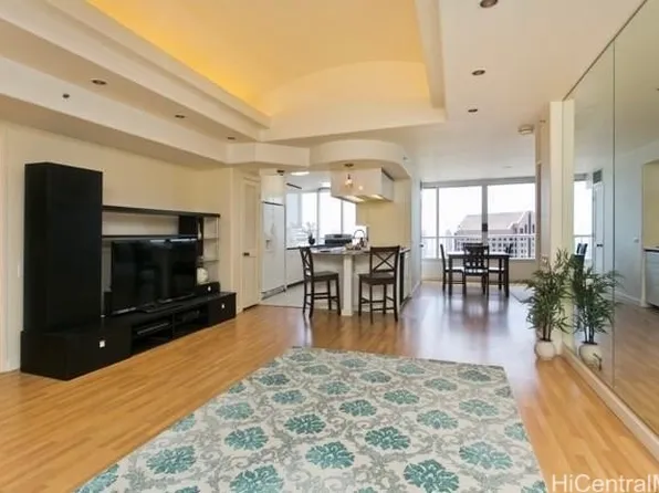 1212 Nuuanu Ave APT 4002, Honolulu, HI 96817