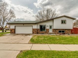 133 E Denver Ave, Bismarck, ND 58504