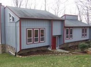 1111 W Outer Dr, Oak Ridge, TN 37830