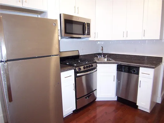 Rented by Maz Group NY | media 24