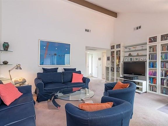3rd image of 15800 Los Gatos Almaden Rd